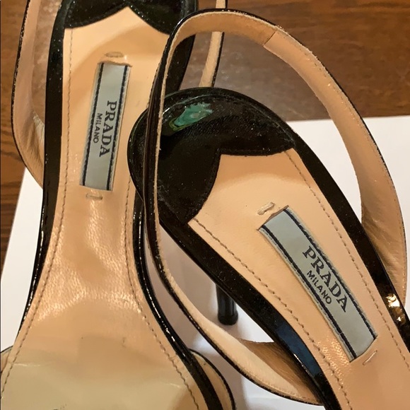 Prada heels with embellishments - Picture 3 of 4